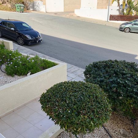 Beautiful 2 Bed Apartment In Peyia Valley, Paphos Exteriör bild
