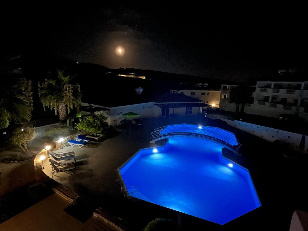 Beautiful 2 Bed Apartment In Peyia Valley, Paphos Exteriör bild