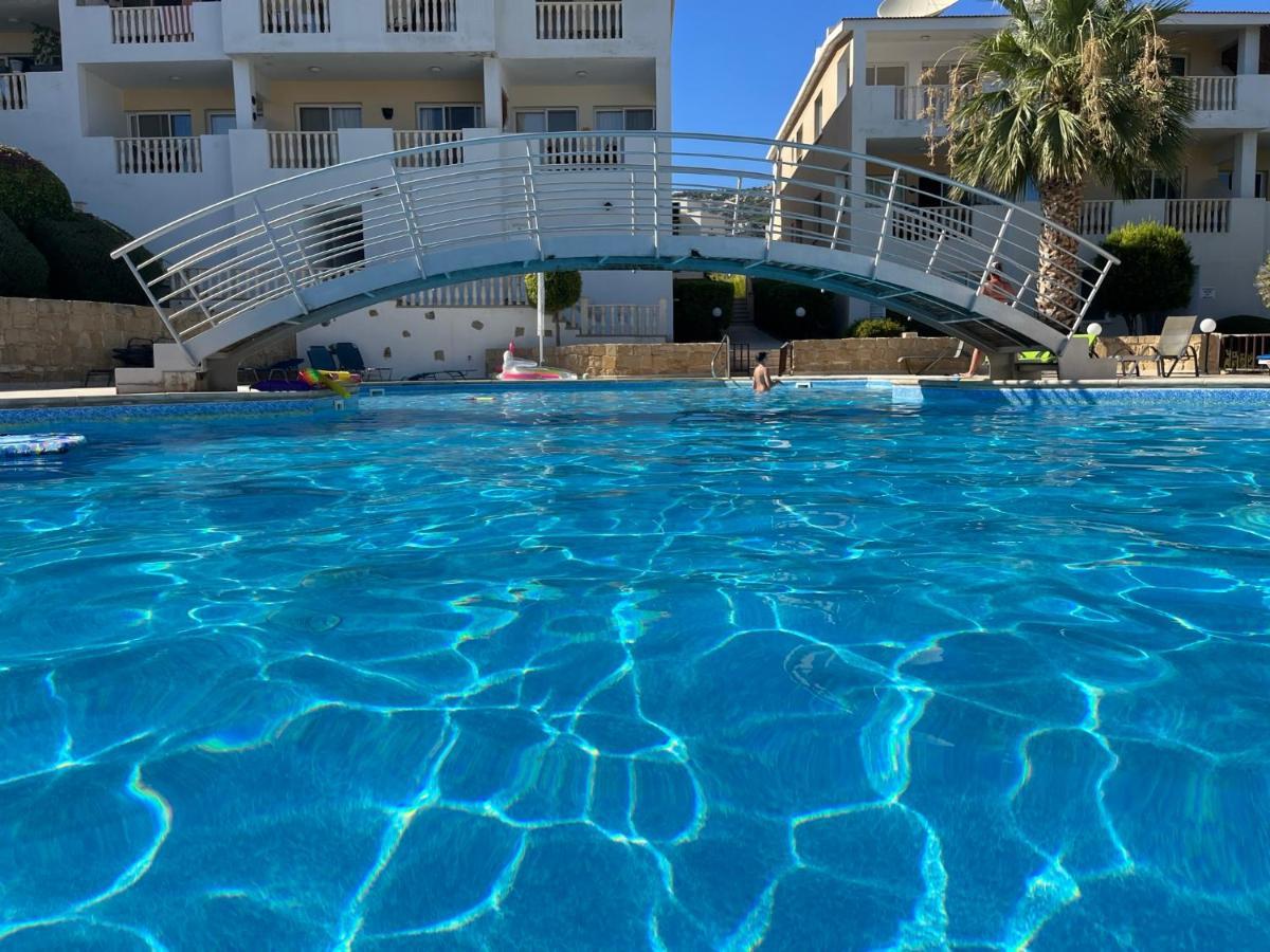 Beautiful 2 Bed Apartment In Peyia Valley, Paphos Exteriör bild