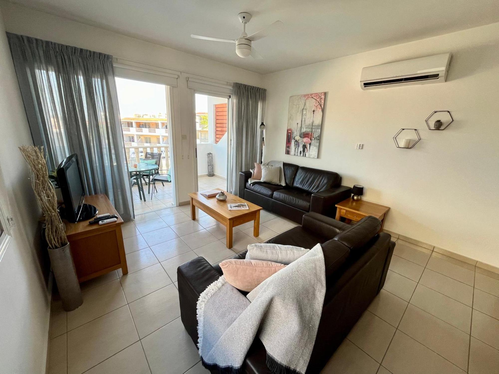 Beautiful 2 Bed Apartment In Peyia Valley, Paphos Exteriör bild
